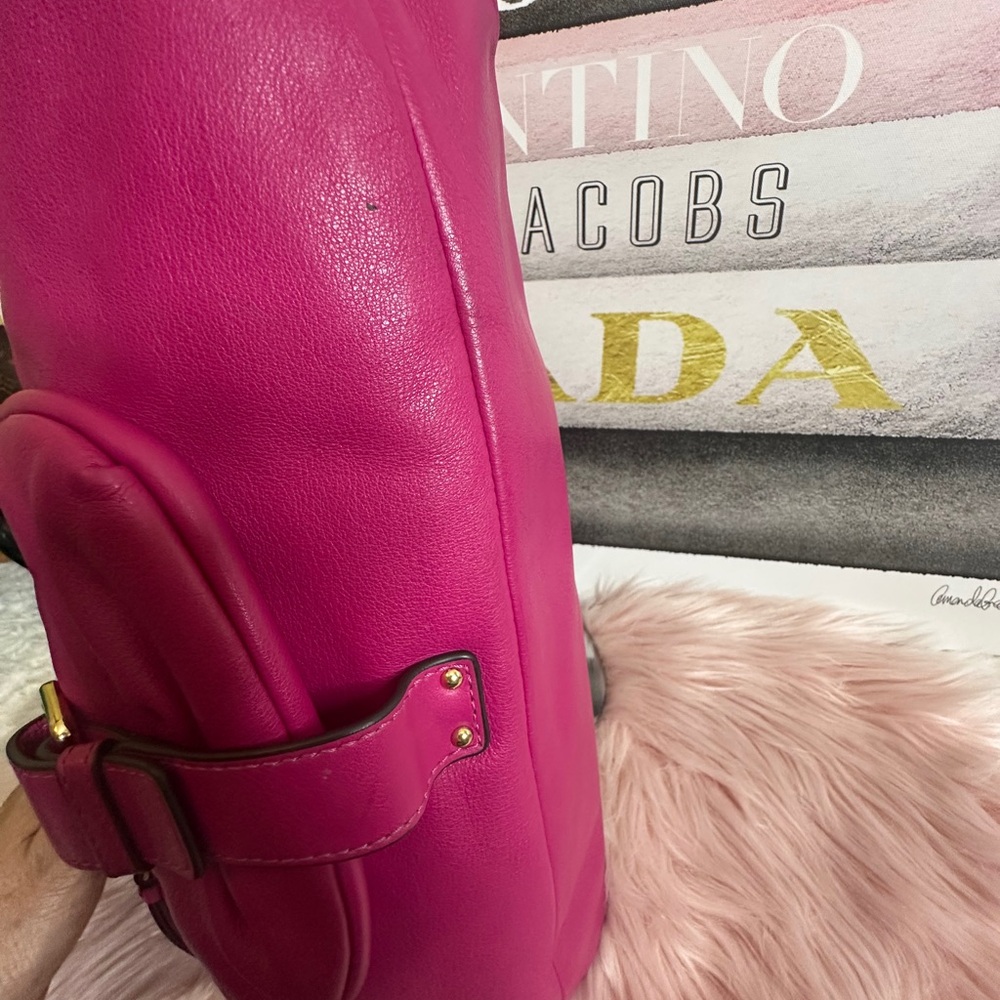 Michael Kors Fuchsia Leather Hobo Bag - Picture 5 of 17